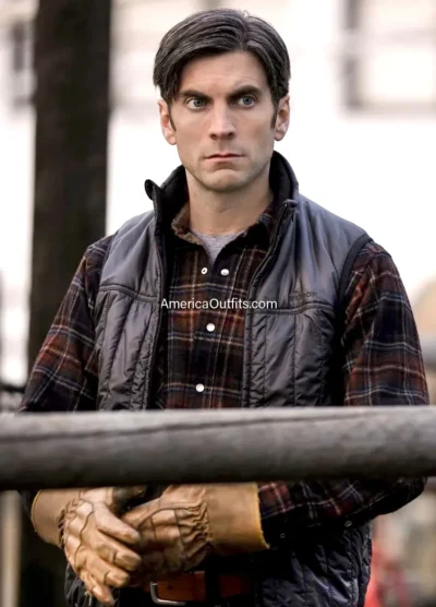 Wes-Bentley-Yellowstone-Jamie-Dutton-Black-Vest