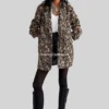 Beth-Dutton-Floral-Coat-Yellowstone-Season-5