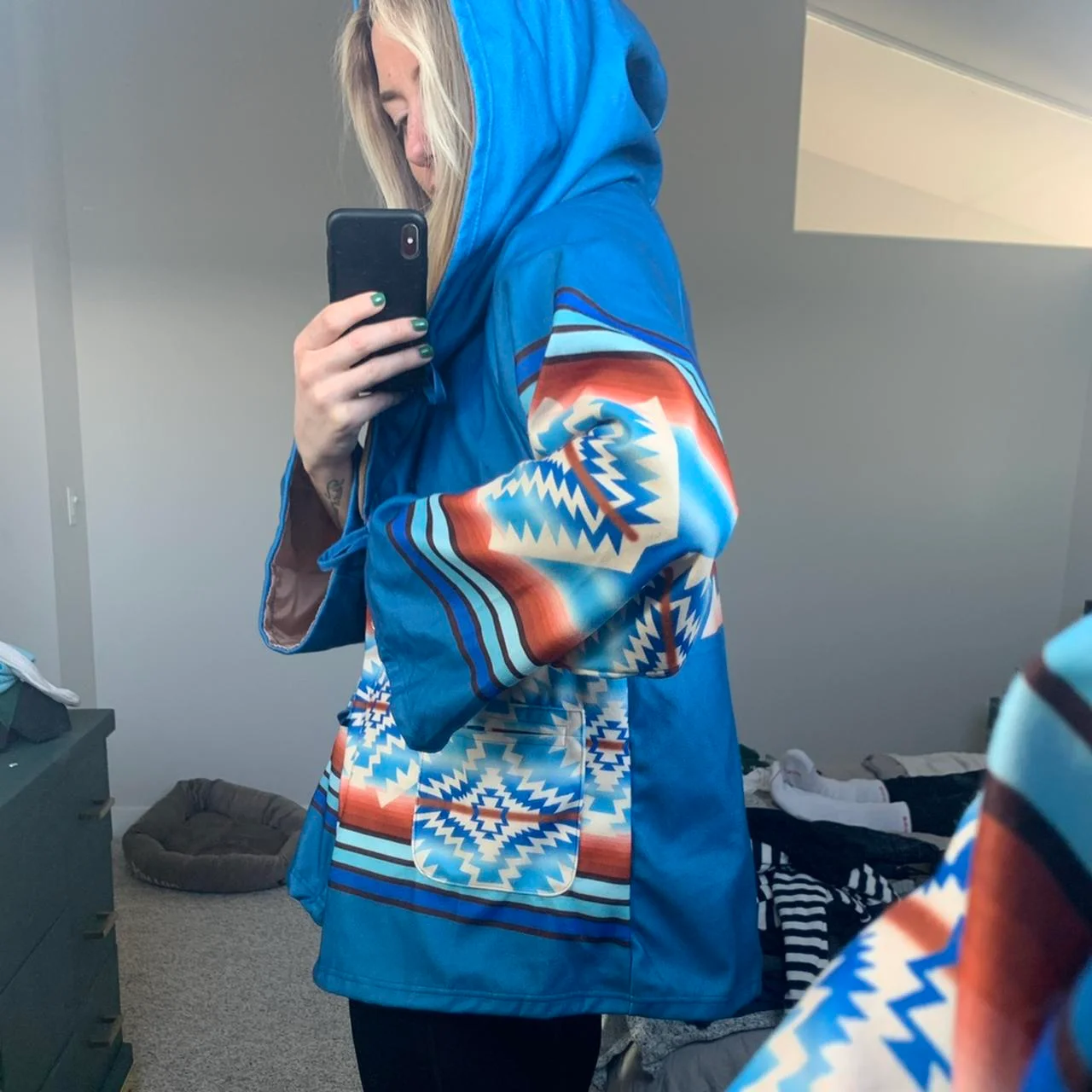 BEth-Dutton-Blue-Coat-Customer-Review-America-Outfits-05