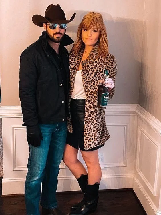 Rip-Jacket-And-Beth-Coat--America-Outfits